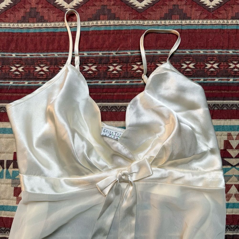 Vintage Elegant Cream Satin Slip size small - Picture 3 of 7